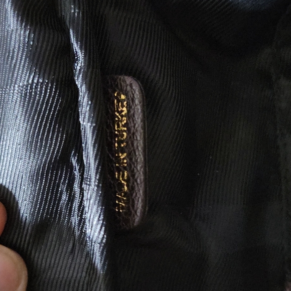 Burberry brown  Bartow  handbag & shoes. - Picture 7 of 12